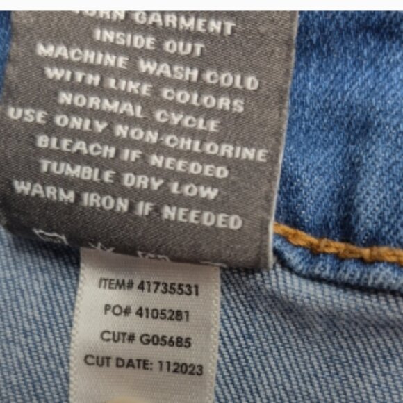 Torrid Women's Blue Denim Cropped Jeans Wide Leg Button Fly Size 20 - Picture 10 of 14